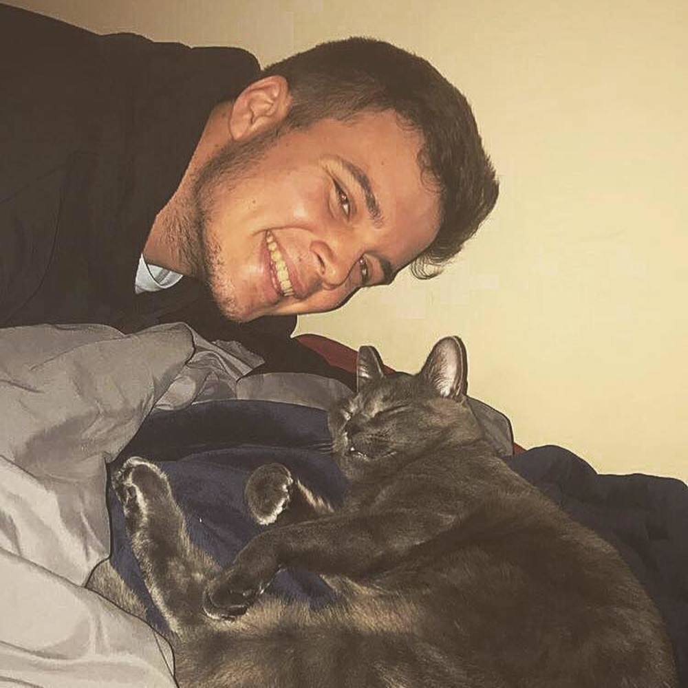 Meet your Posher, Alex